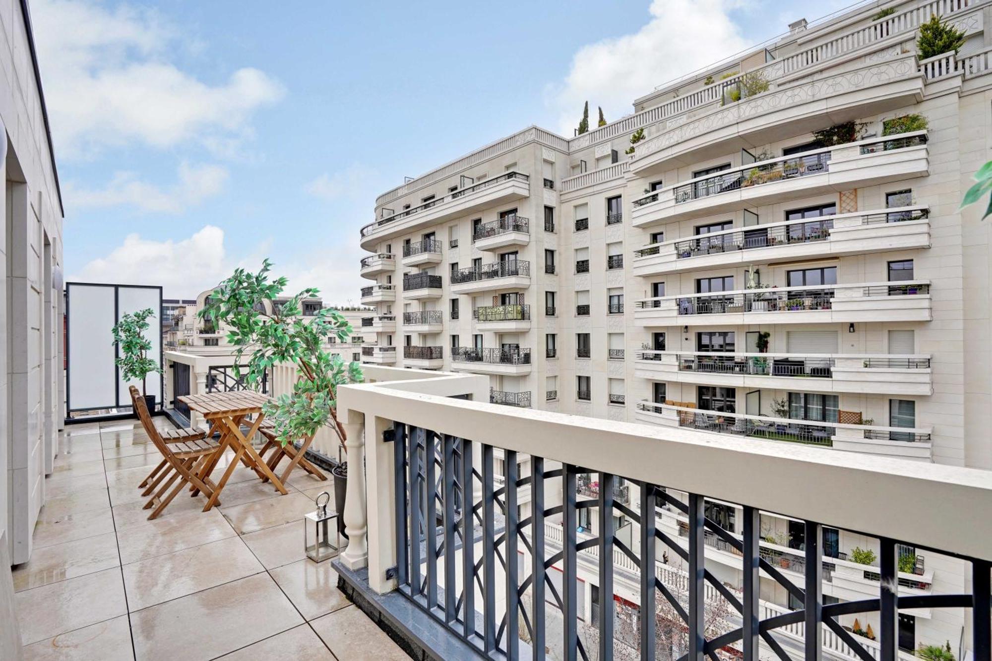 Raffinement Et Confort Dans Cette Residence A Levallois-Perret Exteriér fotografie